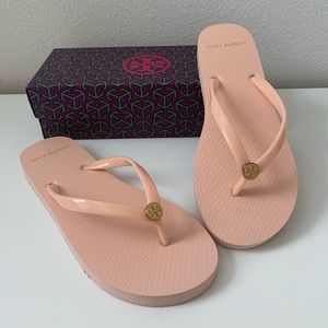 Tory Burch flip-flop Blush size 7 NEW